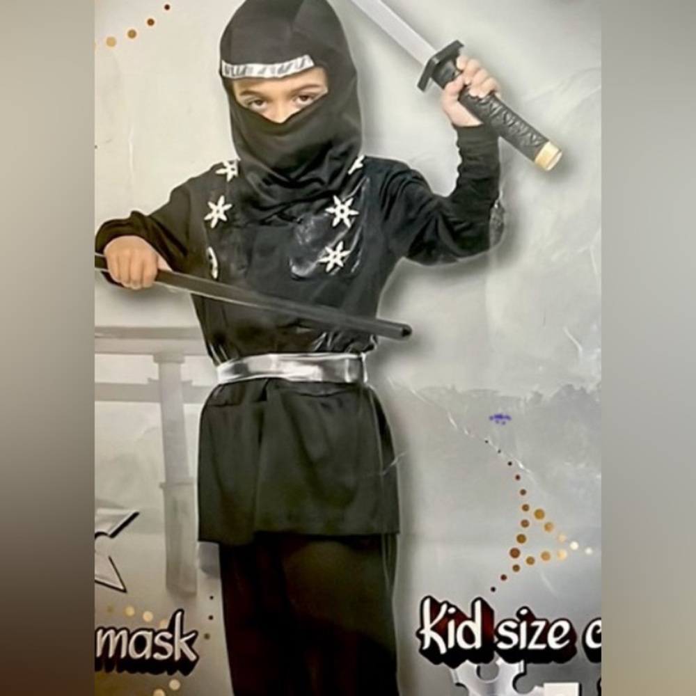 LAST ONE NWT kids NINJA  Costume Size Small Ninja outfit Shirt pants belt hood